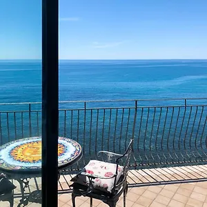 Loft Giardini Naxos