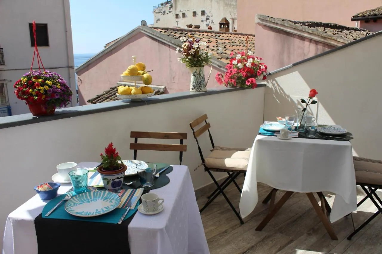 Bed and Breakfast Invito Al Viaggio Giardini-Naxos Italien