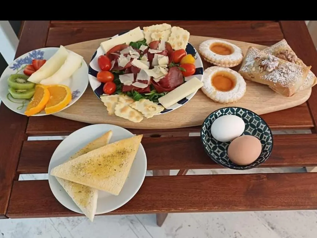Alojamento de Acomodação e Pequeno-almoço Invito Al Viaggio Acomodação com café da manhã Giardini Naxos Itália