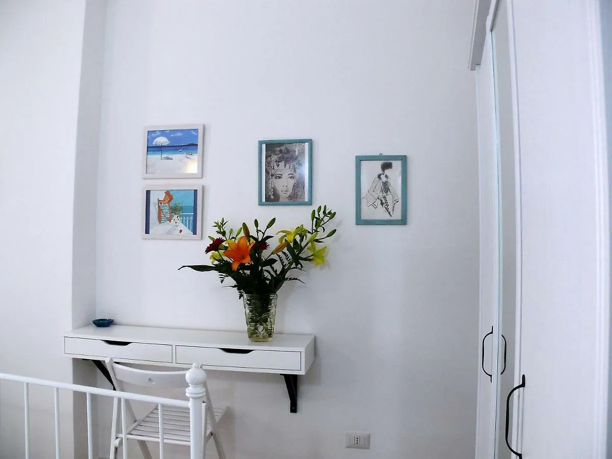 Alojamento de Acomodação e Pequeno-almoço Invito Al Viaggio Acomodação com café da manhã Giardini Naxos