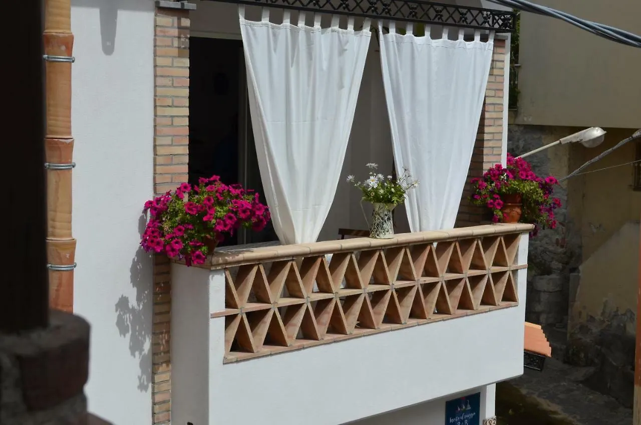 Bed and Breakfast Invito Al Viaggio Giardini-Naxos 0*,