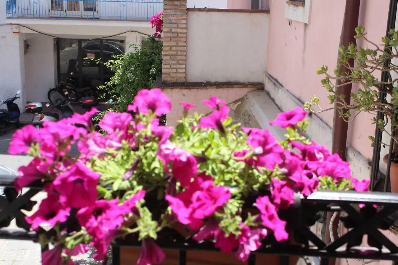 Frühstückspension Bed and Breakfast Invito Al Viaggio Giardini-Naxos